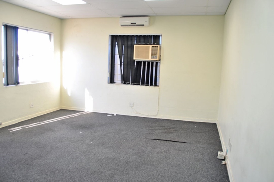 To Let commercial Property for Rent in Paarden Eiland Western Cape